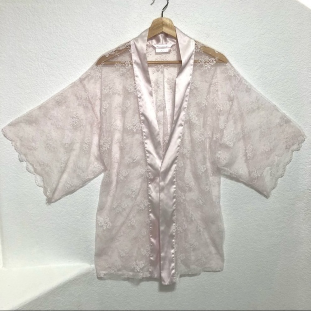 VICTORIAS SECRET SHEER PINK LACE KIMONO ROBE ONE SIZE
